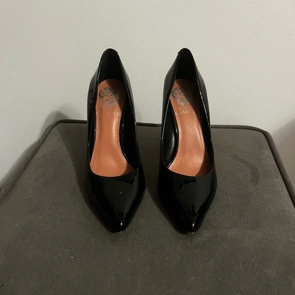 Vince Camuto Black Heels - Picture 2 of 6